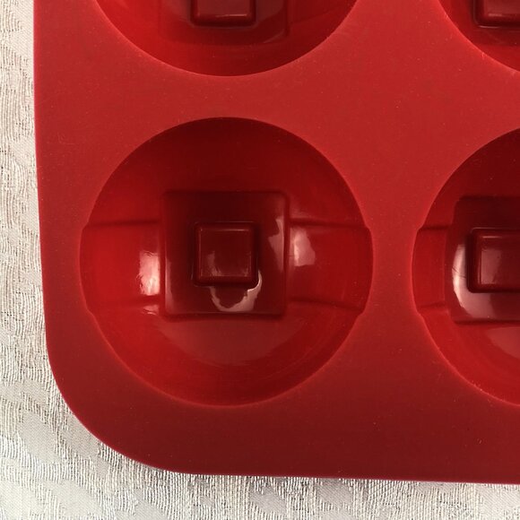 Celebrate It Christmas Holiday Set: Santa Metal Pan&Santa Belt Silicone Mold NWT - Picture 10 of 13